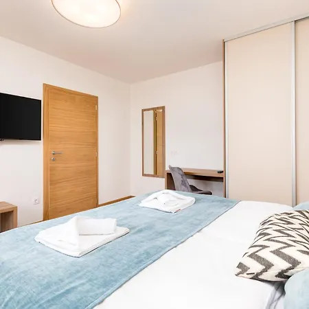 Cerovic 马林斯卡